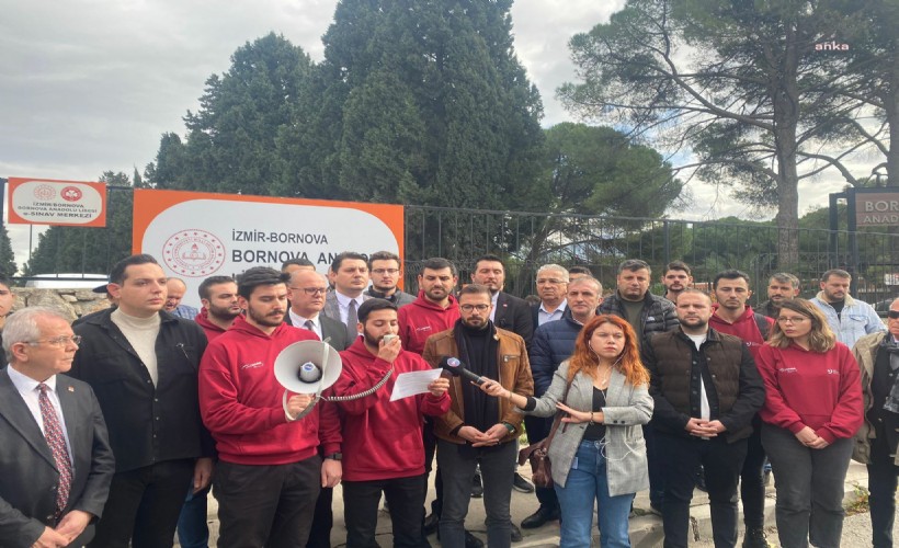 CHP'li gençlerden Bornova Anadolu Lisesi önünde eylem!