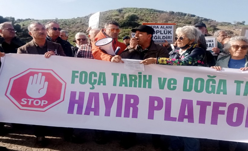Foça'da ‘hafriyat’ tepkisi: İzmir’in çöplüğü olmayacak!