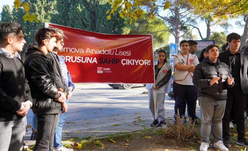 Halkçı Liseliler Bornova Anadolu Lisesi önünden seslendi