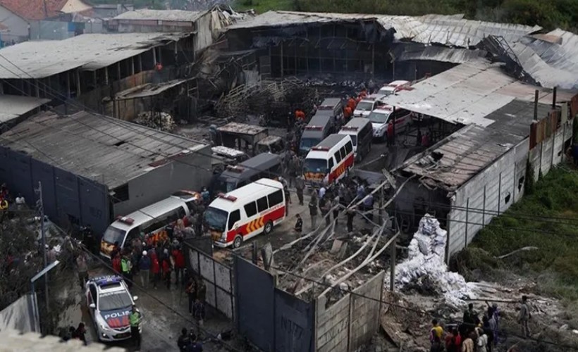Havai fişek fabrikasında patlama: 20 ölü!