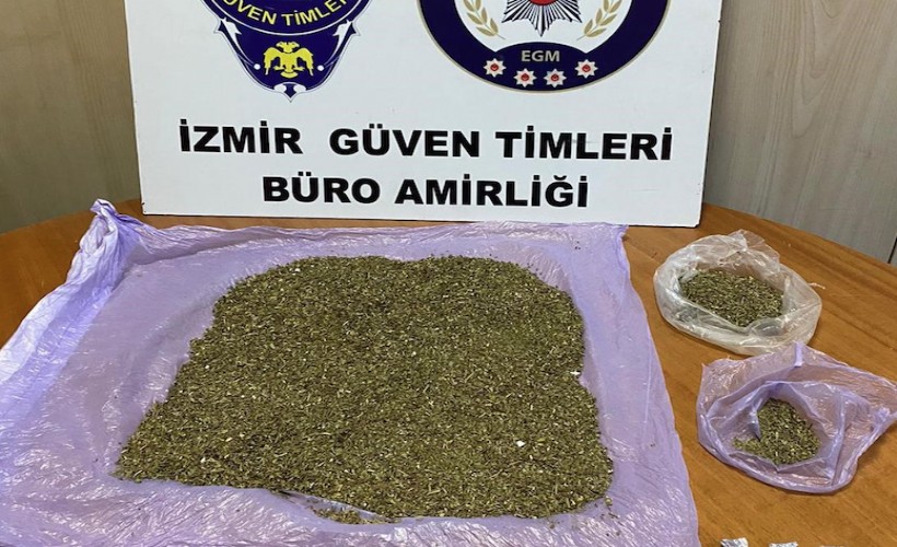İzmir'de cezaevi firarisi uyuşturucuyla yakalandı