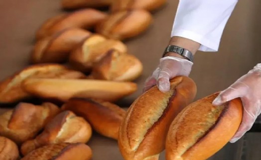 İzmir'de ekmeğe zam sinyali: Toplantılar başladı