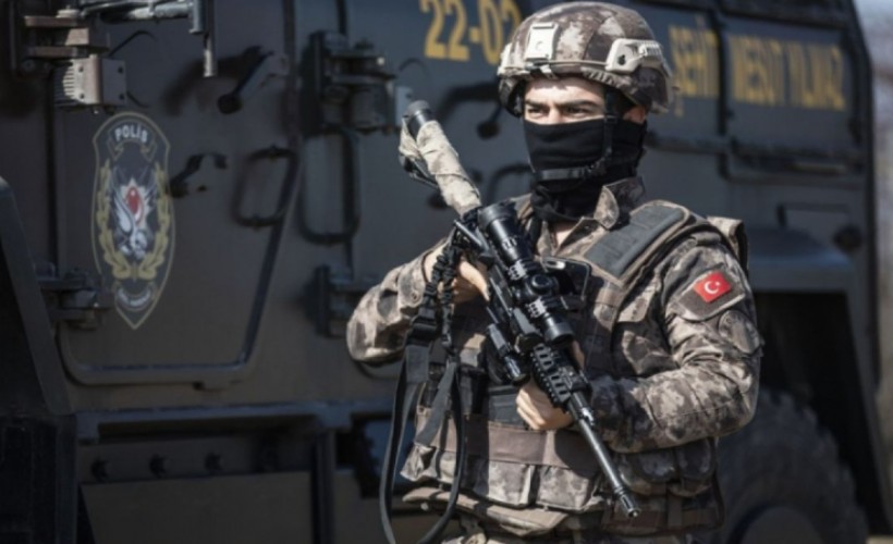 Silahlı çatışmanın ardından Örnekköy'e PÖH destekli baskın
