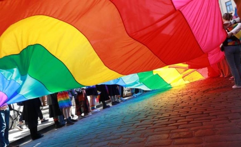 Yasa yürürlüğe girdi: Eşcinsel çiftler evlenebilecek