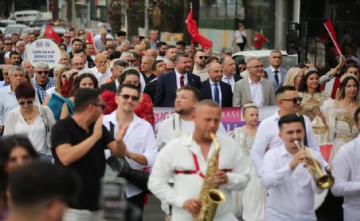 12. Uluslararası Balkan Şenliği Buca'ya renk kattı