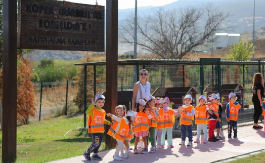 Aliağalılar Pati Park'a akın etti