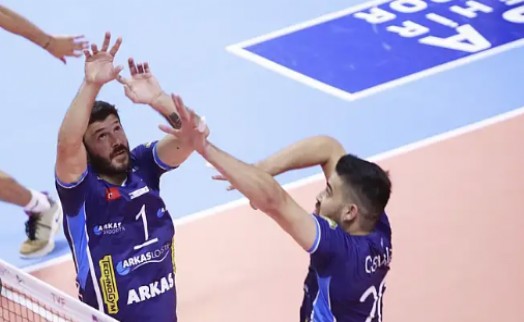 Arkas Spor turu zora soktu