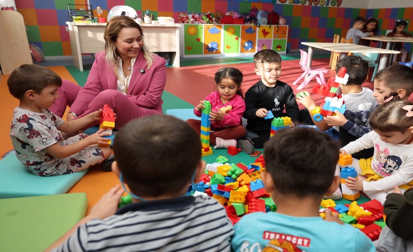 Başkan Mutlu, Oyun Evi’nin minikleriyle bir araya geldi