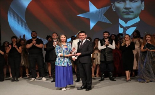 Bayraklı'nın Uluslararası Homeros Festivali'ne muhteşem final