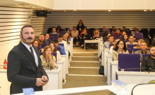 Buca Belediyesi'nde 'İklim Değişikliği' paneli