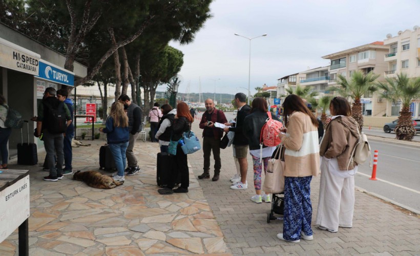 Çeşme'de yoğun ilgi gören 'kapıda vize' uygulaması 12- 13 Ekim'de durdurulacak