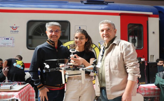 Geliştirdikleri kendi kendini yönlendiren dronla Roma'da Türkiye'yi temsil edecekler