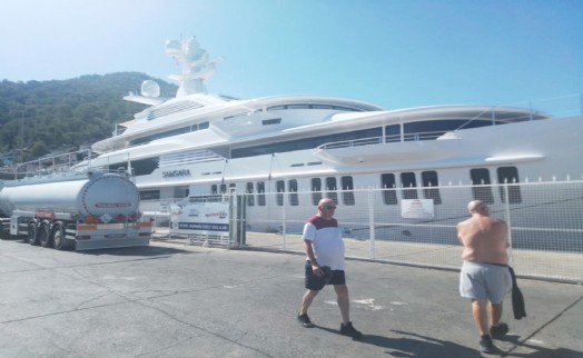 Harry Potter yazarı J.K. Rowling'e ait 'Samsara' Fethiye'de 170 ton yakıt alındı