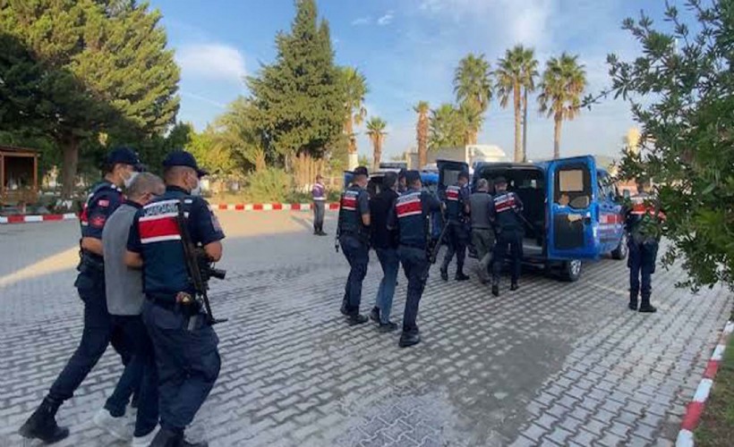 İzmir'de göçmen kaçakçılığına eylül ayında 56 tutuklama