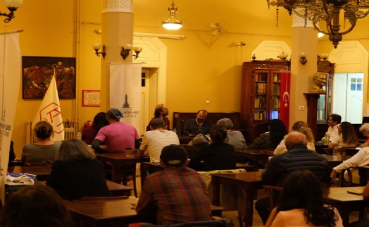 İzmir'de edebiyat dolu akşam