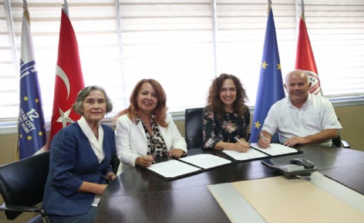 Karşıyaka'da ‘ileri yaş' için örnek iş birliği sürüyor