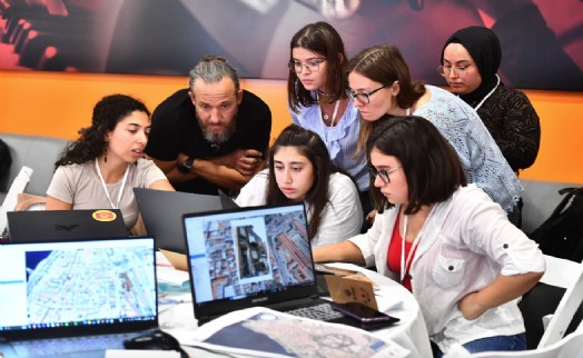 Yapay zeka ile Alsancak'ı tasarladılar