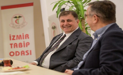 Başkan Tugay İzmir Tabip Odası'nı ziyaret etti