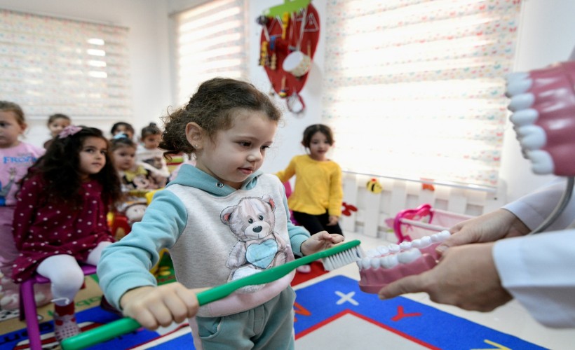 Bornovalı miniklere ağız ve diş sağlığı eğitimi