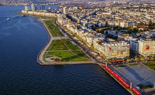 Büyükşehir Körfez için düğmeye bastı: 'Körfez'in Geleceği İzmir'in Geleceği' çalıştayı başladı