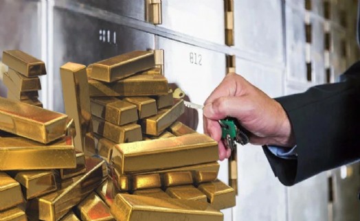 Emekli bankacıdan ‘çilingir' vurgunu: Kilolarca altın