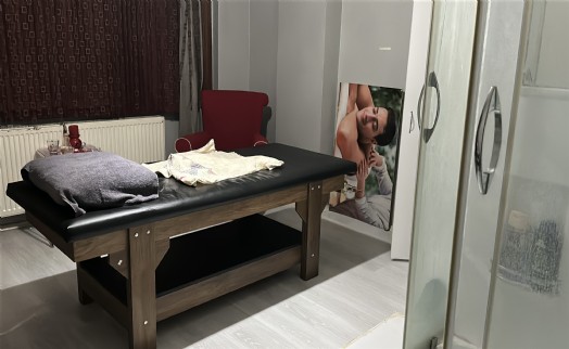 Kütahya'da masaj salonlarına fuhuş operasyonu: 2 gözaltı
