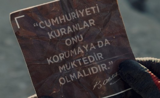 Onur Yiğit'ten duygulandıran 10 Kasım videosu