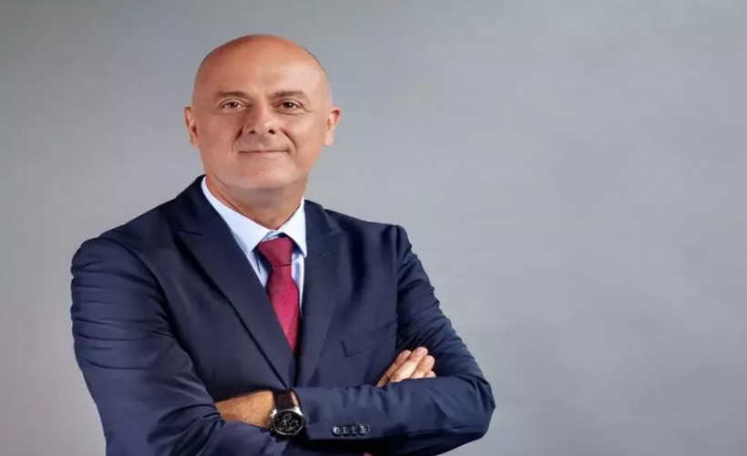 Özlale CHP'ye geçiyor! Özel salı günü rozet takacak