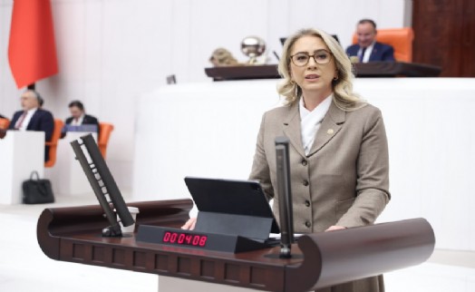 'İzmir'i Sevmiyorlar' söylemine AK Partili Çankırı'dan yatırımlarla yanıt:: Hiç mi yüzünüz kızarmıyor?