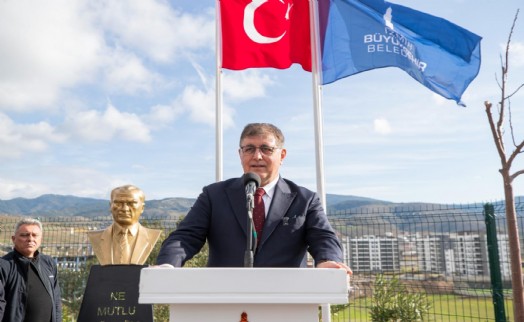 Başkan Tugay: 2025'i İzmir'imiz adına bir sıçrama yılı olarak görüyoruz