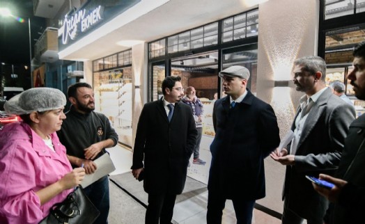 Bornova'da fırınlara gece denetimi: Başkan Eşki sahada