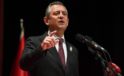CHP'li belediyelere haciz işlemi! Özgür Özel'den açıklama: ‘Vız gelir tırıs gider'