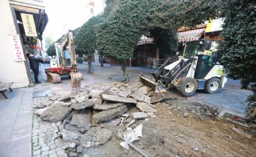 Efes Selçuk'ta doğal gaz ve altyapı çalışmaları başladı