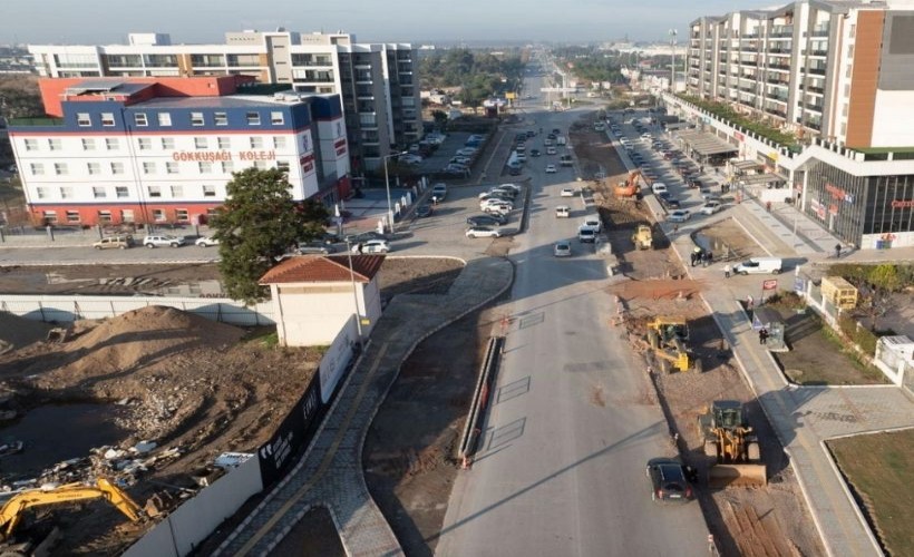 Çiğli’de okul, hastane ve AOSB aksına hayati müdahale: Eski Havaalanı Caddesi yenileniyor