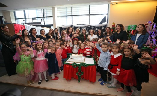 Karşıyaka'da 7'den 70'e yılbaşı coşkusu