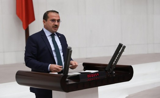 Kırkpınar'dan Tugay'ın o açıklamasına sert tepki: Hizmet vizyon gerektirir