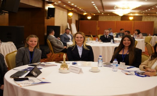 Konak'a NDI onuru: 7 belediye arasında yer aldı