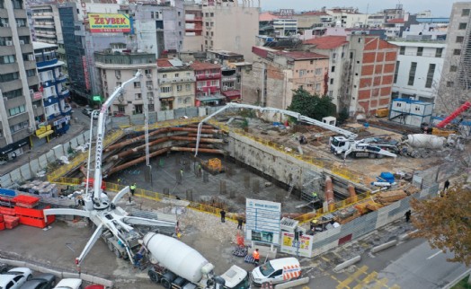 Konak'ın yeni hizmet binasında temel betonu atıldı