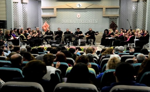 Türkülerle Barış: İzmir Barosu'ndan unutulmaz gece