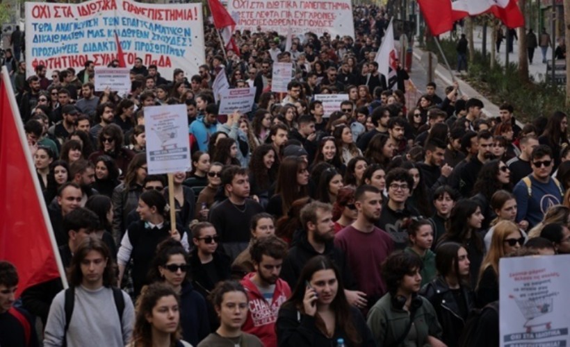'Müze değil üniversite' eylemi: Öğrenciler okuluna giremedi!