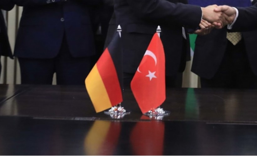 Almanya’da Türklerin de beklediği yasa onaylandı