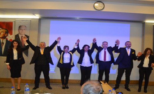 Anavatan Partisi sahneye çıktı: İzmir adaylarını tanıttı