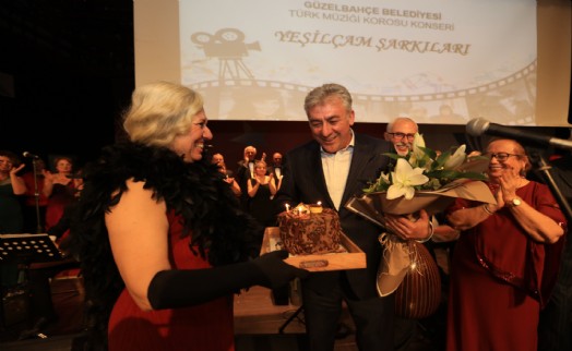 Başkan İnce'ye doğum günü sürprizi