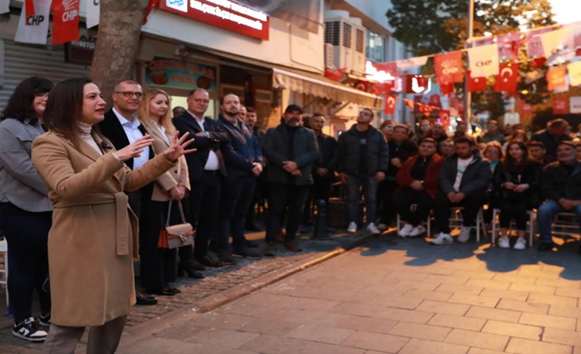 CHP Efes Selçuk, meclis üyesi adaylarını tanıttı: Güçlü meclis aydınlık gelecek!