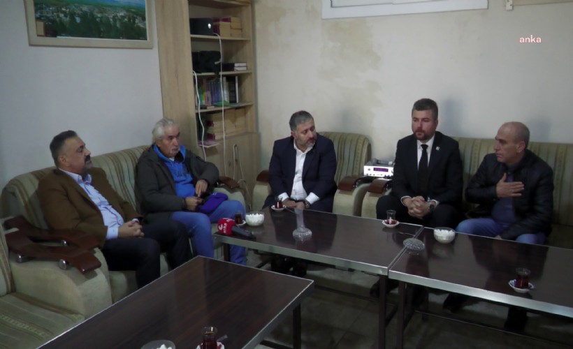 CHP İl Başkanı Aslanoğlu'ndan katledilen taksicinin ailesine taziye ziyareti