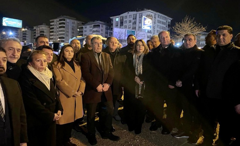 CHP heyetleri 6 Şubat anma törenlerine katıldı