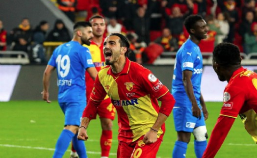 Göztepe'de Yalçın Kayan, parlamaya devam ediyor