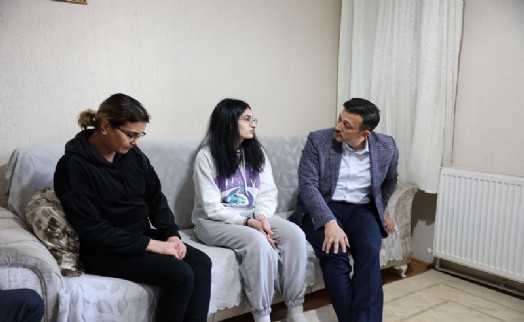 Hamza Dağ'dan katledilen taksicinin ailesine destek!