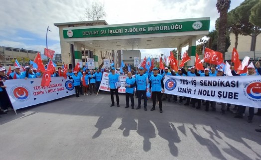 İzmir'de DSİ işçilerinden düşük maaşa tepki