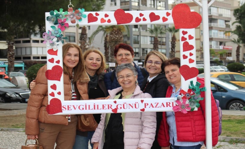 Karşıyaka’da Sevgililer Günü Pazarı açıldı